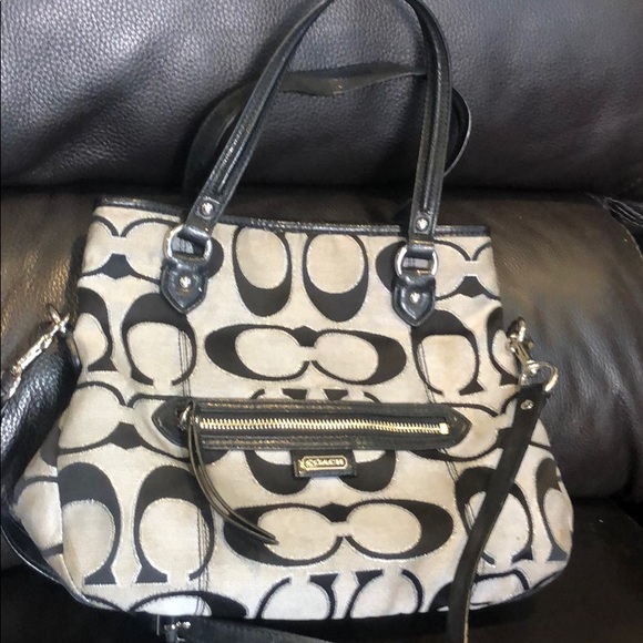 Coach purse - Picture 1 of 4